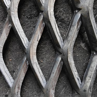 40×100mm×10.0厚重型鋼板網(wǎng)